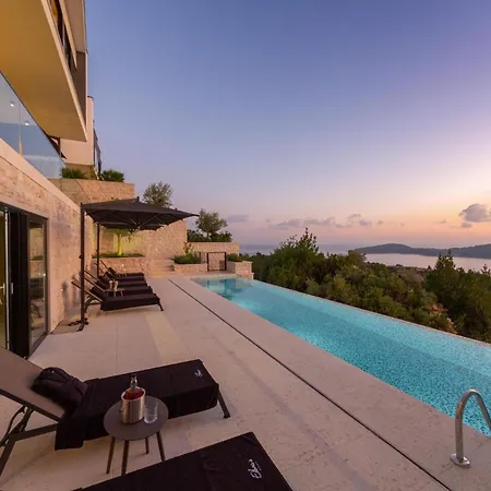 Villa Heavenly Dubrovnik 5 Bedrooms Waterfront 1 Magnificent Sea Views Private Infinity Pool