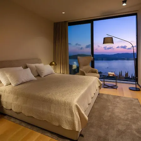 Heavenly Dubrovnik 5 Bedrooms Waterfront 1 Magnificent Sea Views Private Infinity Pool