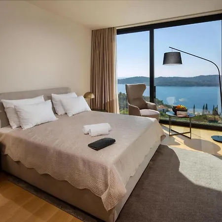 Villa Heavenly Dubrovnik 5 Bedrooms Waterfront 1 Magnificent Sea Views Private Infinity Pool *