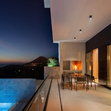 Willa Heavenly Dubrovnik 5 Bedrooms Waterfront 1 Magnificent Orašac